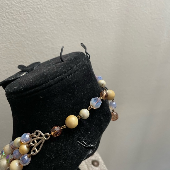 Purple brown cream colored glass beaded necklace - Picture 5 of 6